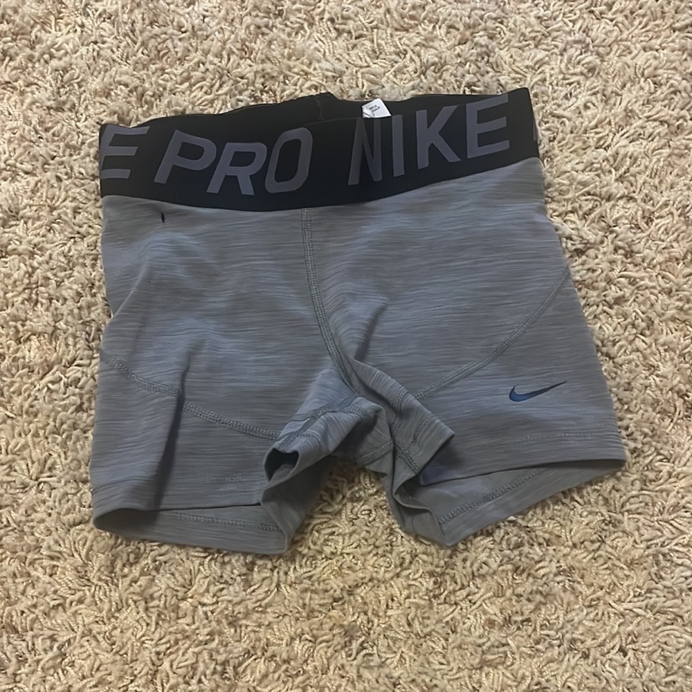 Nike grey spanks xs